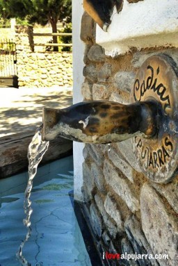 FUENTE EN CADIÁR