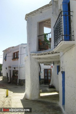 ARQUITECTURA DE MECINA FONADALES